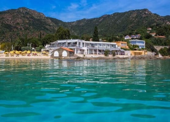Roc Hotel - Hôtel 4 étoiles les pieds dans l'eau 1