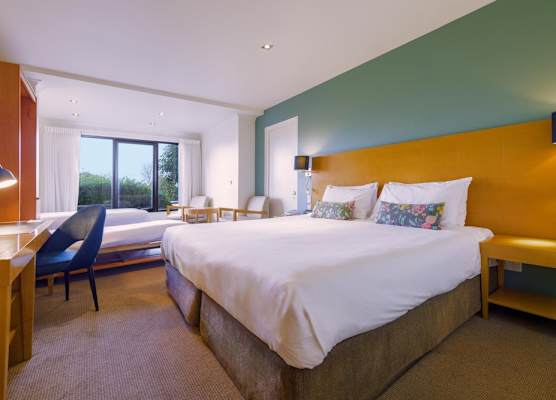 Nightelier Devonport Gateway Hotel 1