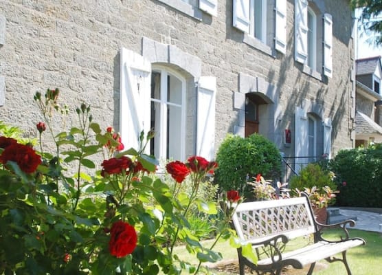 Hôtel Le Chatellier - Piscine chauffée d'avril à octobre 1