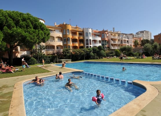 Aptos. Comte D ́Empuries 1