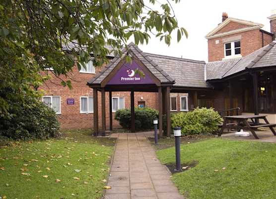 Premier Inn Wirral - Childer Thornton 1