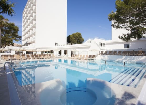 Grupotel Farrutx 1