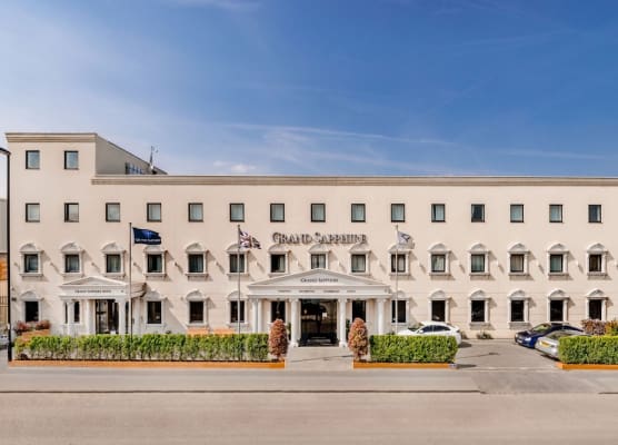 Grand Sapphire Hotel & Banqueting 1