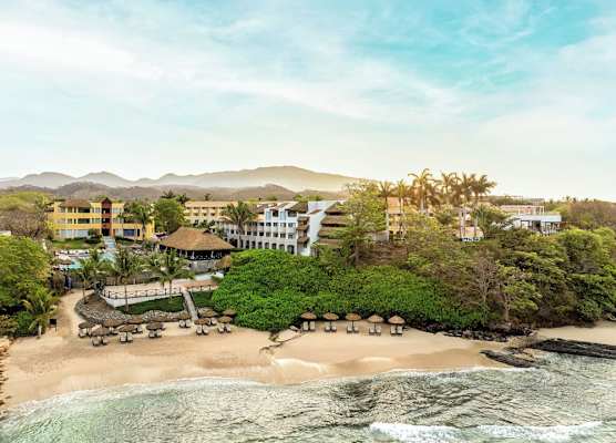 Family Selection at Grand Palladium Vallarta Resort & Spa - All Inclusive 1