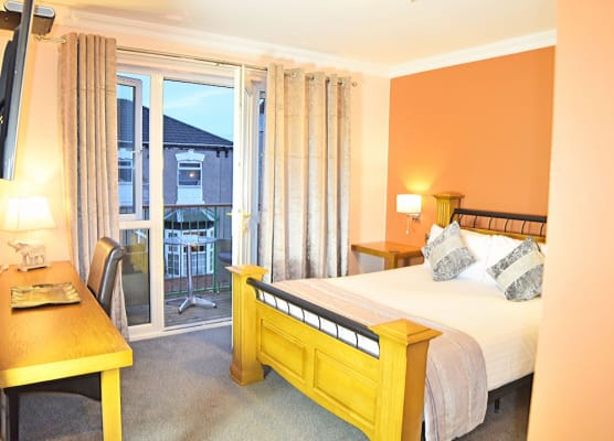 Dovedale Hotel and Restaurant 1