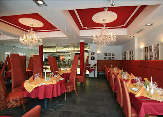 CineHotel Maroni 1