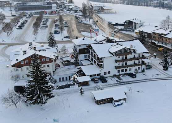 Sport und Familienhotel Klausen 1