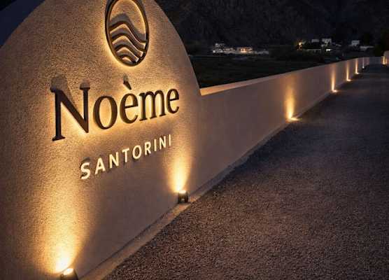 Noème Santorini 1