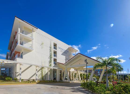 Grand Aston Cayo Paredon Beach Resort 1