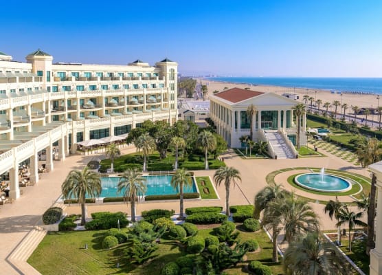 Las Arenas Balneario Resort 1