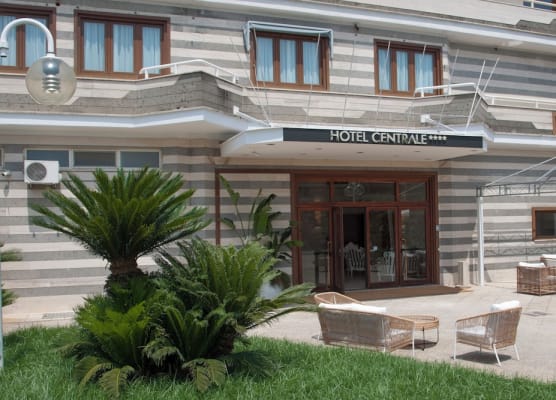 Hotel Centrale 1