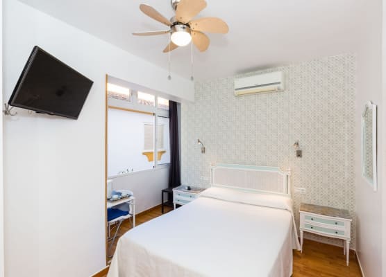 Guadalupe Hostal By Torremolinos On-line 1