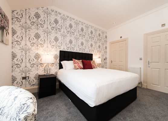 Royal Princes Suites 1
