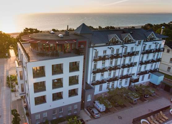 Strandhotel Heringsdorf mit Soleaußenpool 30 Grad 1