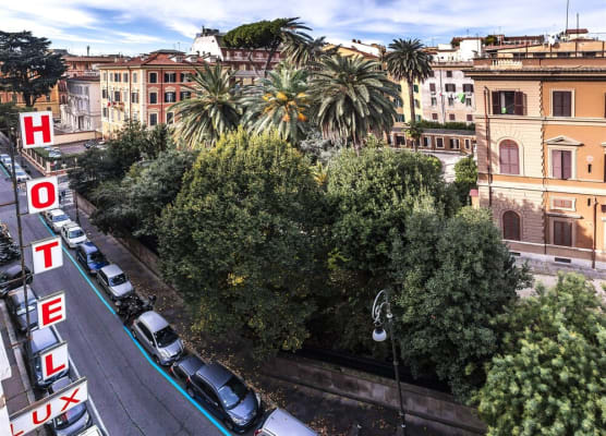 Raeli Hotel Lux 1