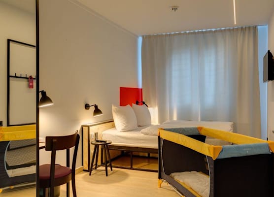 MEININGER Hotel Leipzig Hauptbahnhof 1