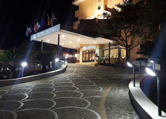 Hotel Capital 1