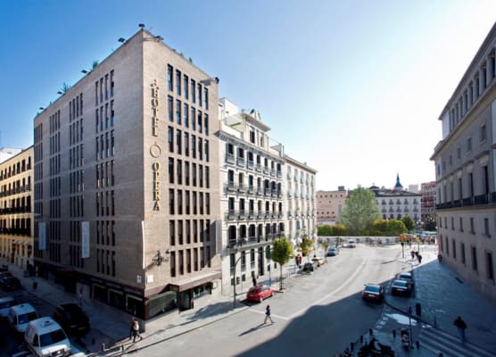 Hotel Opera 1