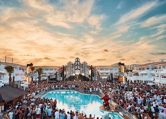 Ushuaïa Ibiza Beach Hotel - Adults Only - Club Entrance Included 1