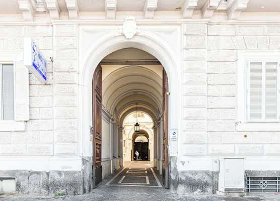 Lux Caracciolo 1