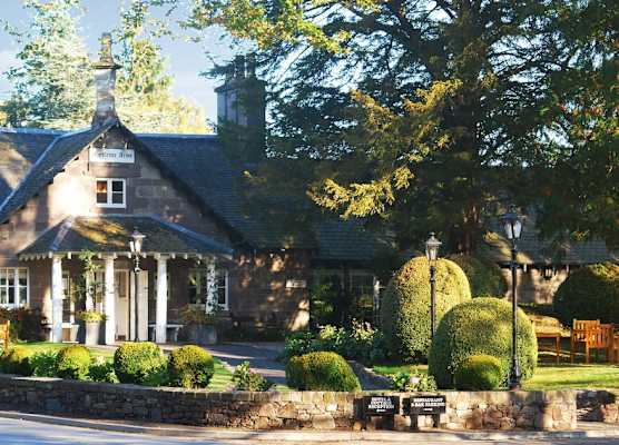 Meikleour Arms Hotel & Restaurant 1
