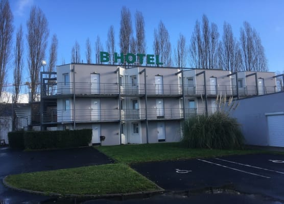 BHôtel De Caen 1
