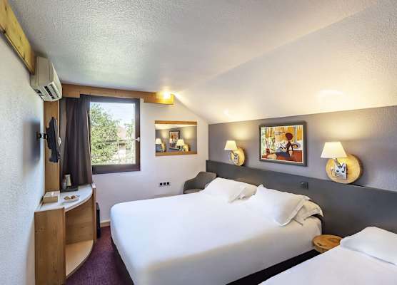 Sure Hotel by Best Western Annecy 1