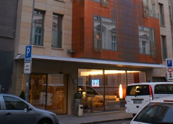 Hotel Avance 1