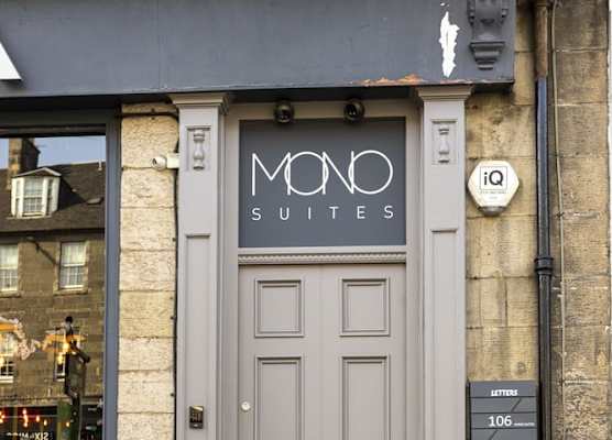 MONO Suites NEW TOWN 1