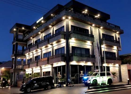 Empire 1 Celinastraat Paramaribo 1