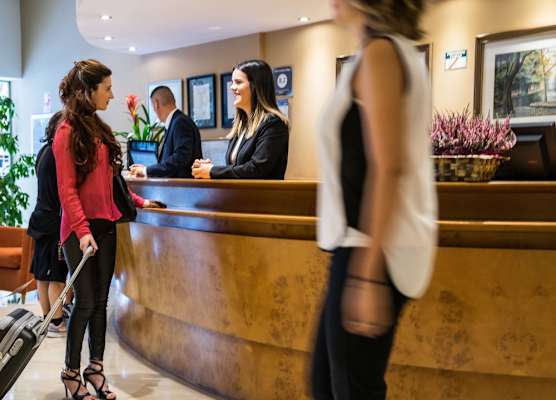 Hotel Carlton Rioja 1