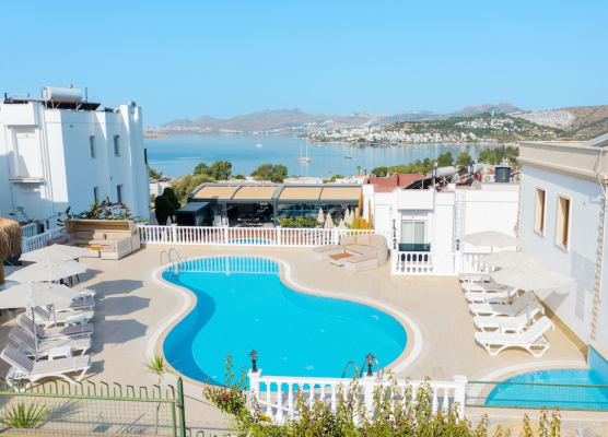 Queen Boutique Hotel 1