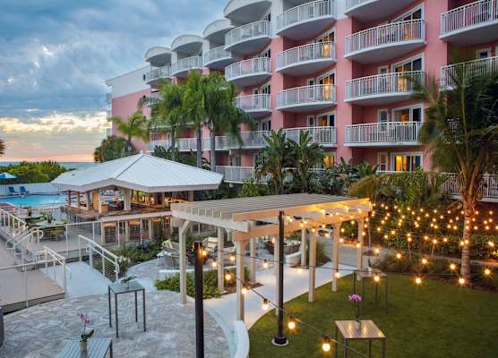 Beach House Suites by the Don CeSar 1