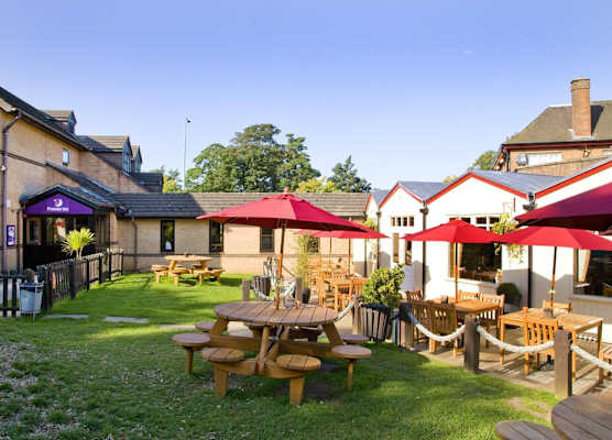 Premier Inn Northampton South - Wootton 1