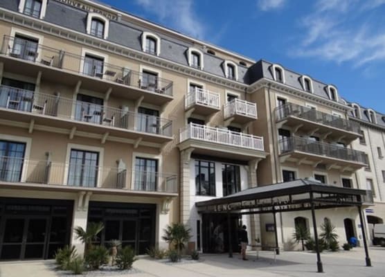 Hôtel Le Nouveau Monde 1