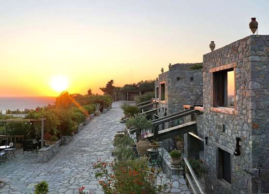 Terra Minoika Boutique Resort 1