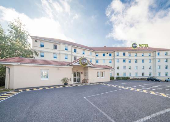B&B HOTEL Marne-la-Vallée Bussy-Saint-Georges 1