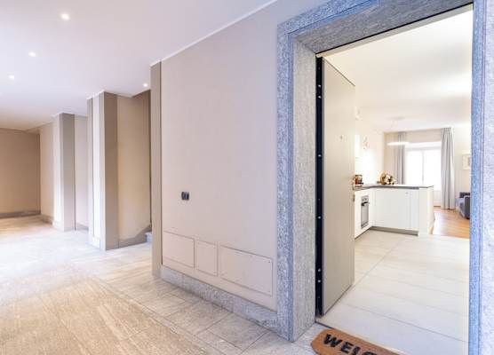 White Flat in Como City Center 1