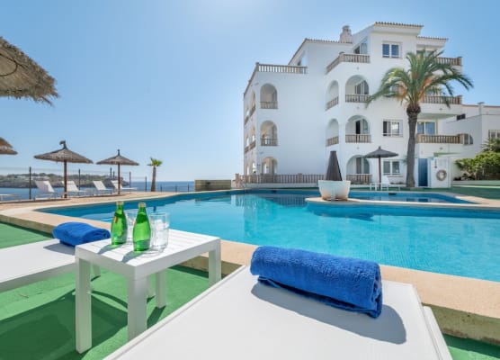 Orange Colom Seaside Apartments 1