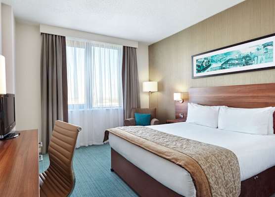 Leonardo Hotel Milton Keynes 1