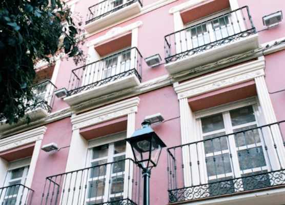 Apartamentos Auhabitat Zaragoza, edificio de apartamentos turísticos 1