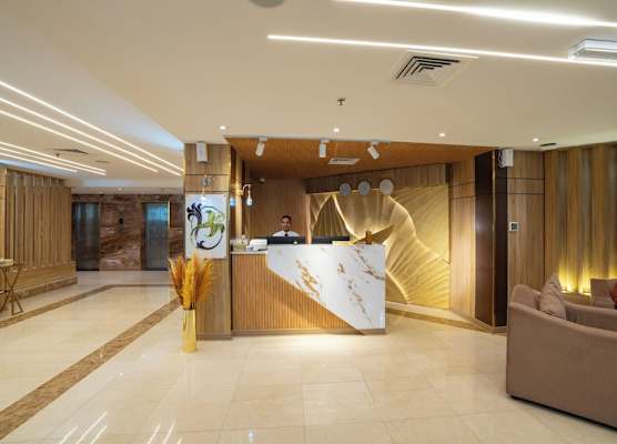 فندق بلازا أثينيه Plaza Athenee Hotel 1