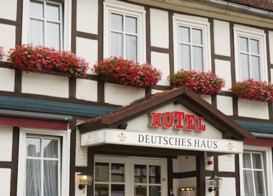 Flair Hotel Deutsches Haus 1