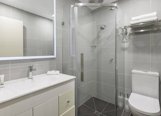 Quality Hotel Melbourne Airport 1