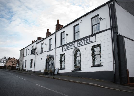 The Crown at Worthington 1