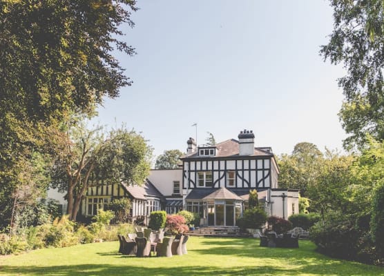 Brook Hall Hotel 1