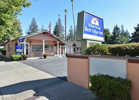 Americas Best Value Inn - Sky Ranch Palo Alto 1