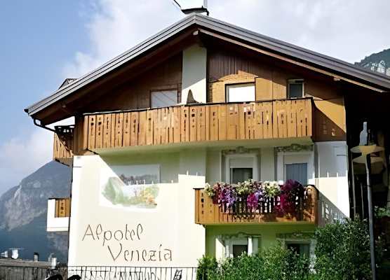Alpotel Dolomiten 1
