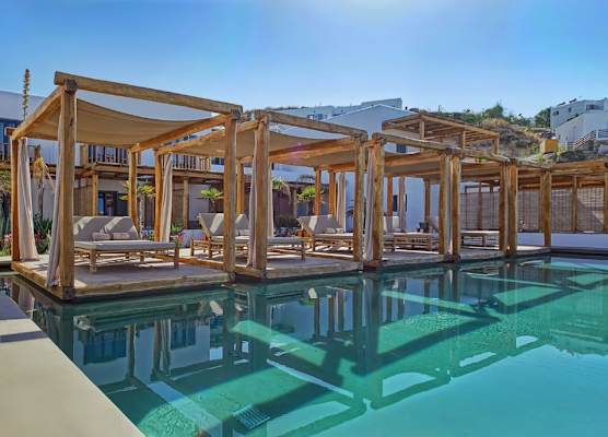 Branco Mykonos 1