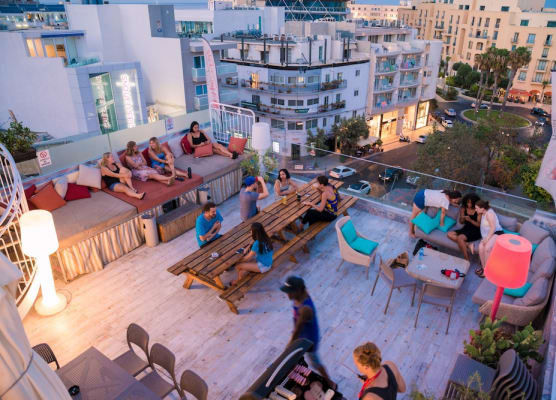 Marco Polo Party Hostel 1